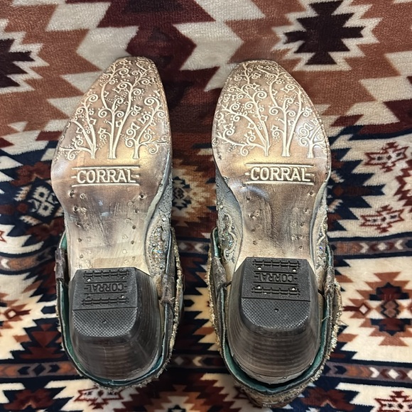 Corral Bohemian festival booties - Picture 4 of 7